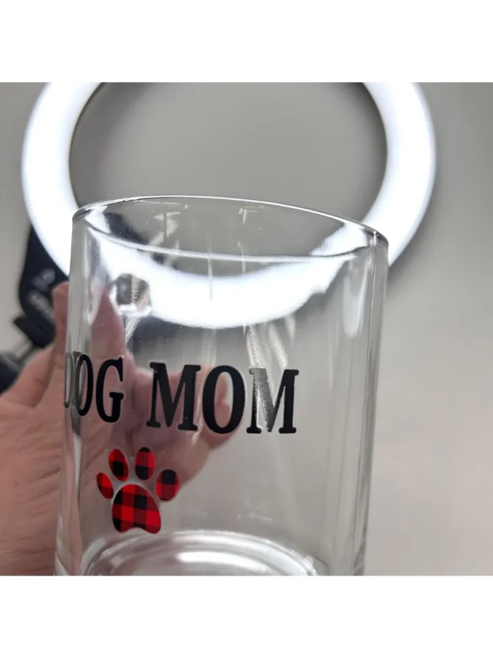 NIB GIFT SET OF 2 DOG MOM DAD GLASS MUGS RED BLACK PLAID PAW PRINT NO BANDANA